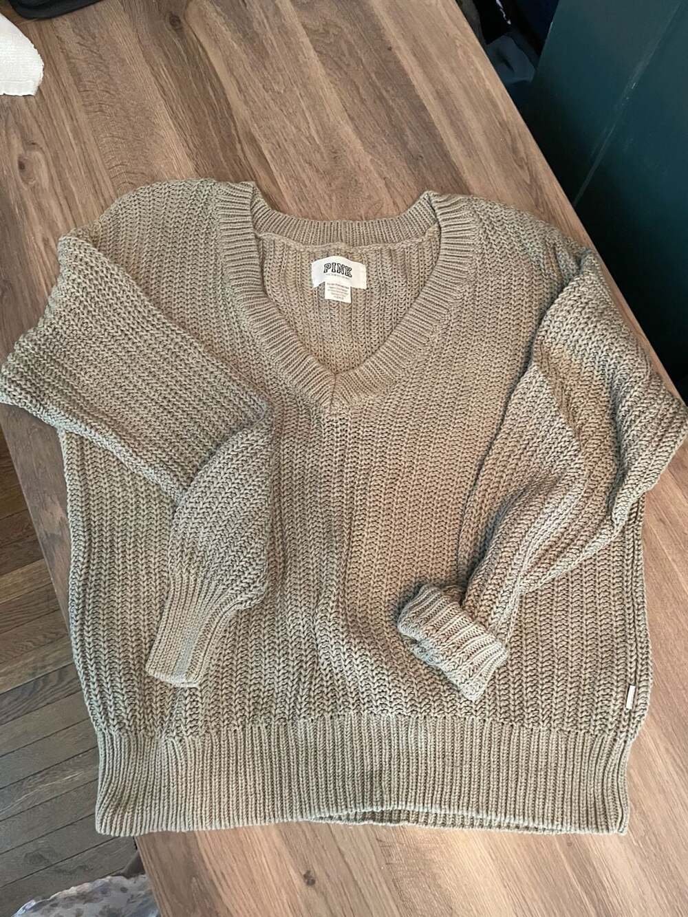 NWOT Victoria's Secret PINK Chunky V-Neck Knit Pullover Sweater